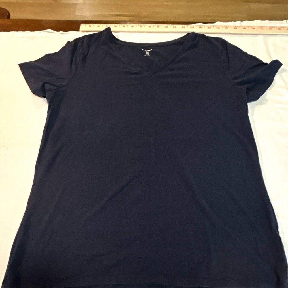 Amazon Essentials Women's XXL Navy Solid Knit V-Neck Short Sleeve Pullover Tee